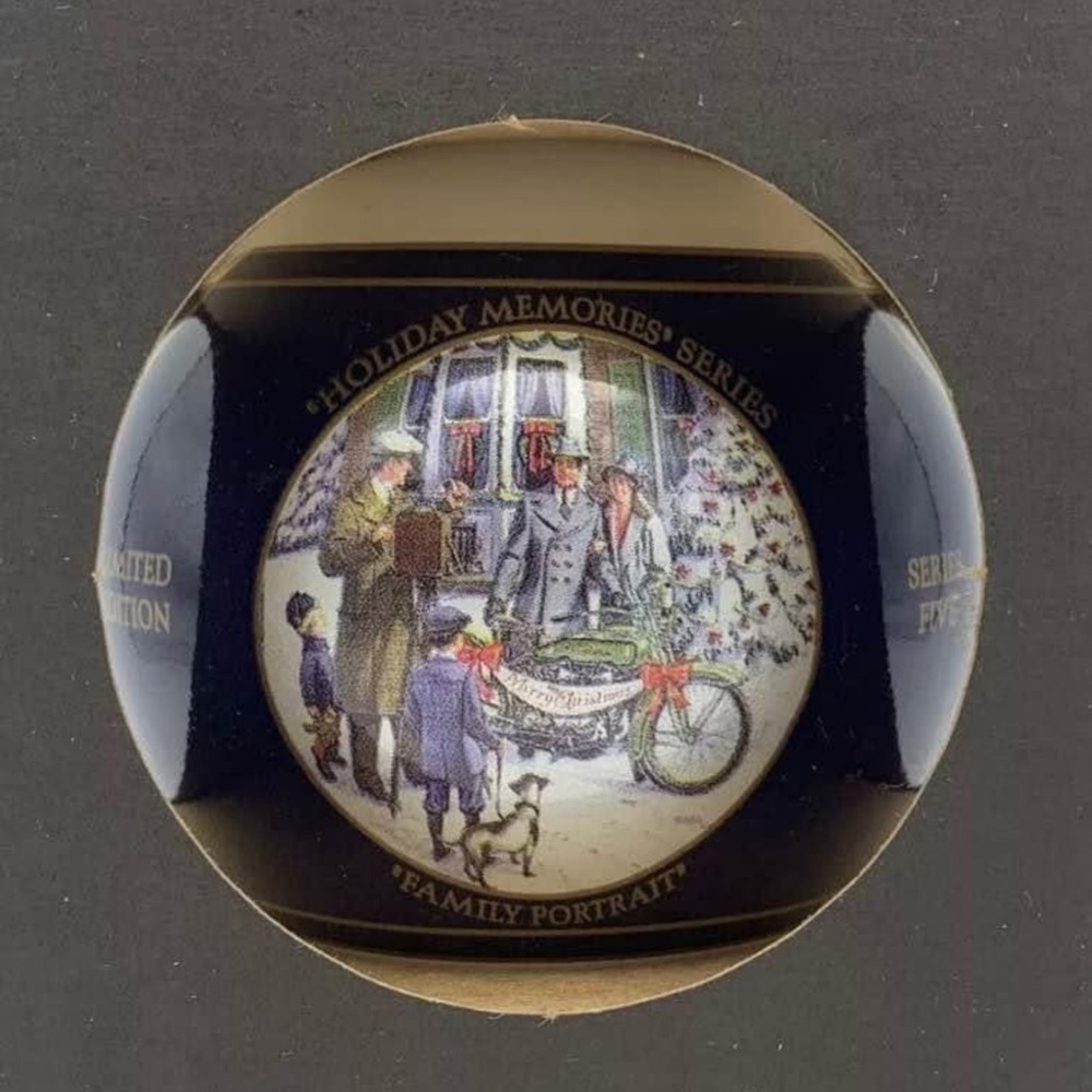 “New” 1998 Harley Davidson “LE” Holiday Collectible Ornament “Family Portrait”